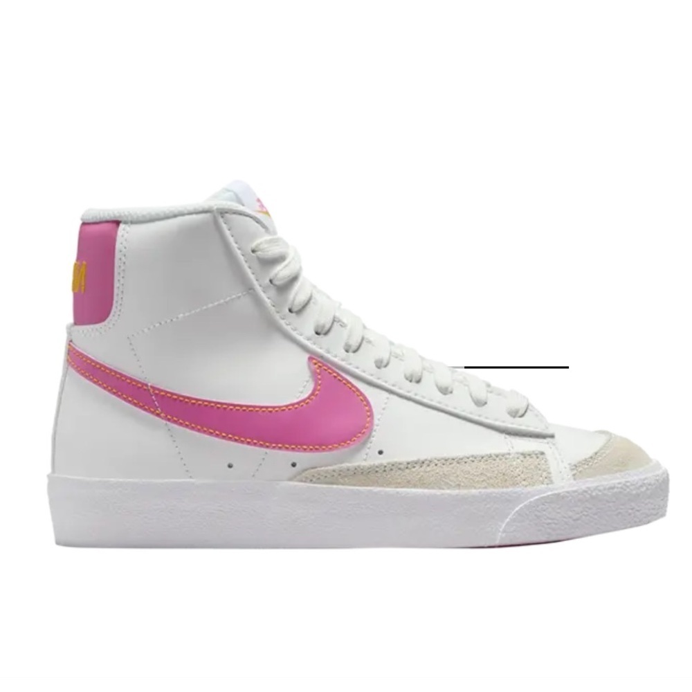 Nike Blazer Mid '77 GS 'Summit White Pinksicle'
Sneaker girls pink 4Y - Picture 1 of 2